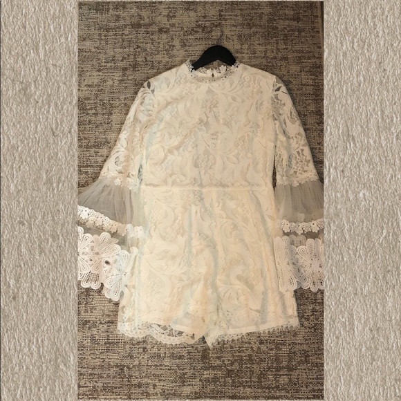 🤍 White Lace Romper 🤍 - Picture 1 of 2